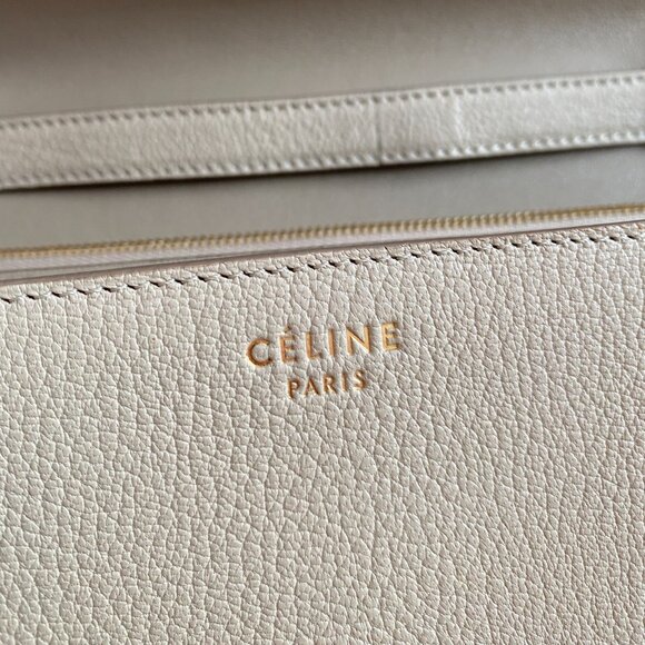 Celine Medium Box Bag in "Dune" Grained Goatskin Leather with Gold Hardware - Picture 3 of 13